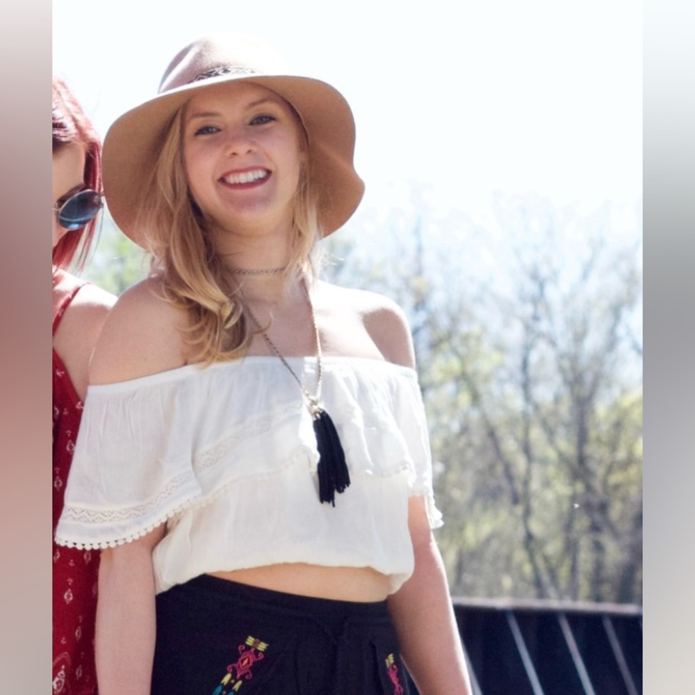 {H&M + Coachella} Cream Lace PomPom Off The Shoulder Top